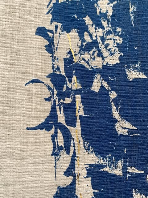 «Memorias Visibles II», cianotipia sobre lino de Sara Tana