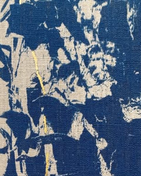 «Memorias Visibles VI», cianotipia sobre lino de Sara Tana